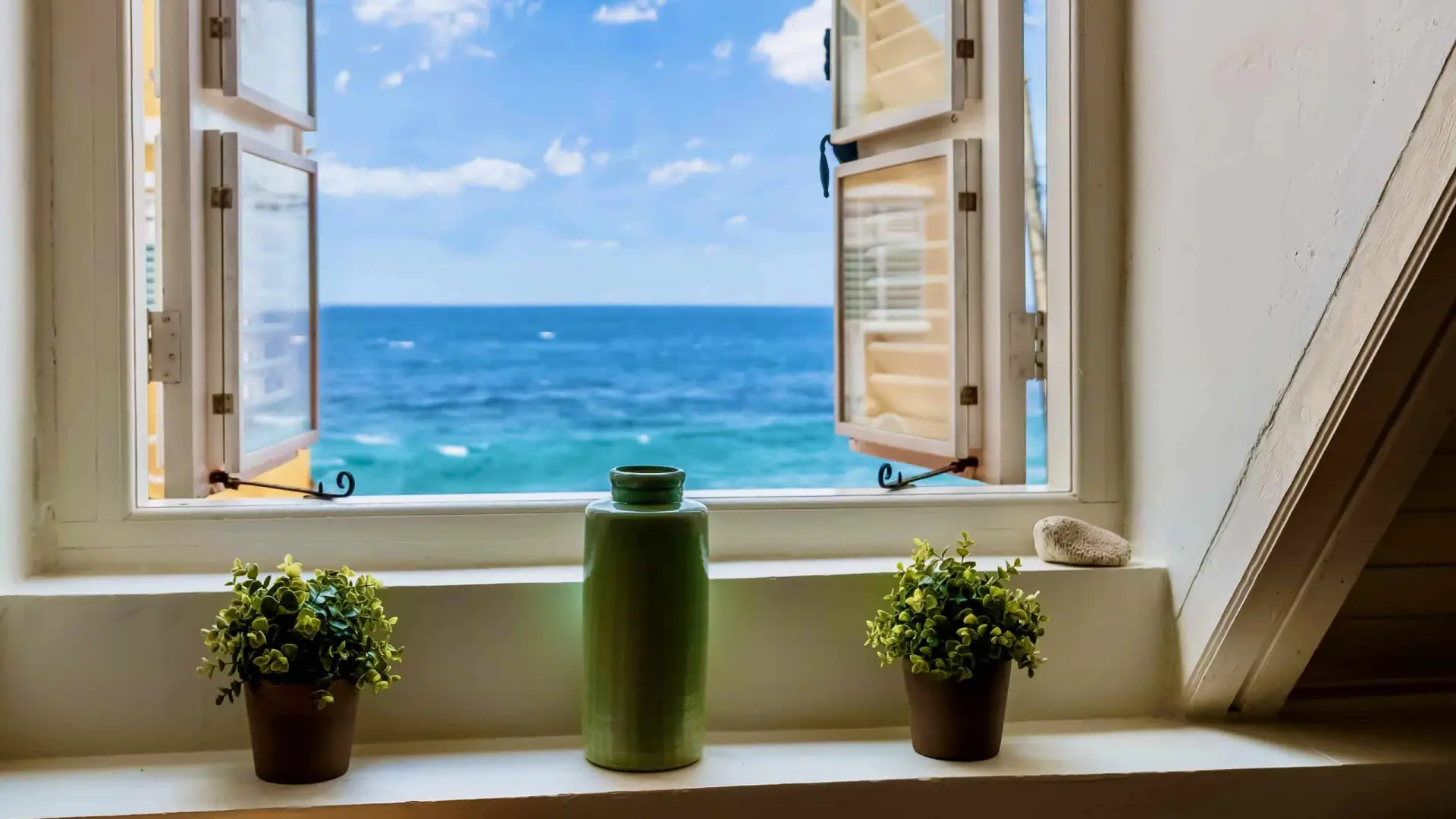 Bathroom detail