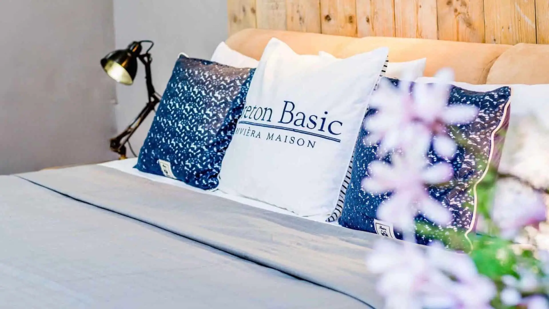 Deluxe bedding detail