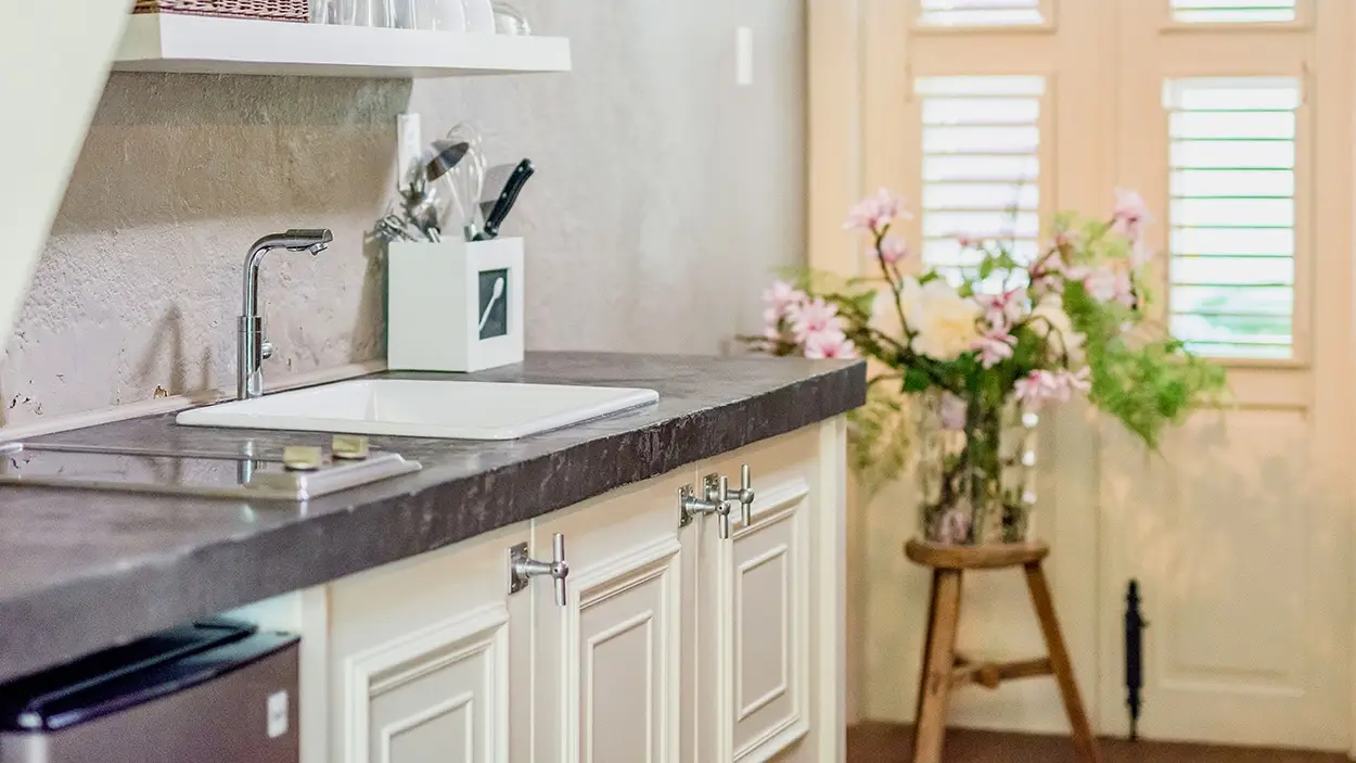 Duplex Suite kitchen